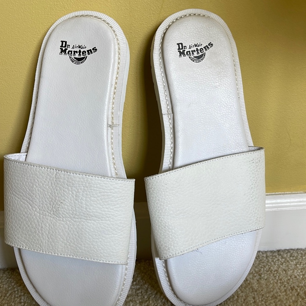 Dr. Martens sz Cierra II slides 9L womens